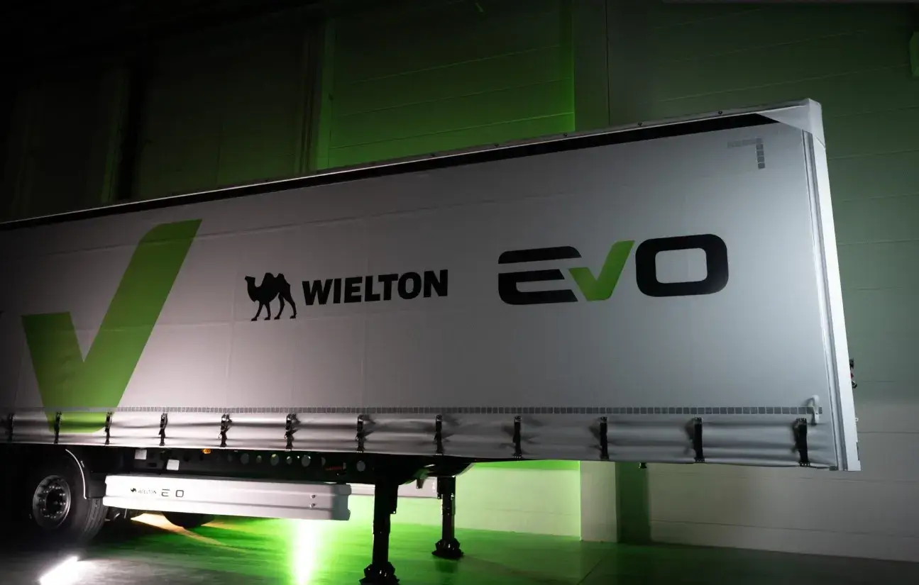 Wielton noua semiremorca cu prelata: constructie mai usoara si costuri reduse EVO